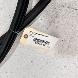 VOLKSWAGEN PASSAT 2012-2022 FRONT PASSENGER SIDE DOOR BODY WEATHERSTRIP SEA