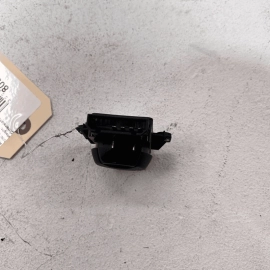 VOLKSWAGEN PASSAT 2012-2022 FRONT LEFT DRIVER SIDE SEAT LUMBAR SWITCH OEM VOLKSWAGEN PASSAT 2012-2022 FRONT LEFT DRIVER SIDE SEAT LUMBAR SWITCH OEM