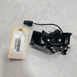 2017-2020 BMW 440i FRONT LEFT DRIVER SIDE HOOD RELEASE LOCK LATCH OEM