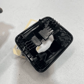 2017-2019 AUDI Q7 REAR RIGHT SIDE SEAT OUTER LOCKING TRIM COVER OEM 4M08836 2017-2019 AUDI Q7 REAR RIGHT SIDE SEAT OUTER LOCKING TRIM COVER OEM 4M08836