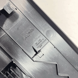 AUDI Q7 Premium 2017-2019 REAR LEFT DRIVER SIDE OUTER SEAT RAIL TRIM COVER 