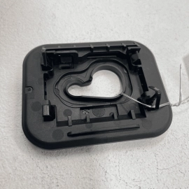 Roof Left Or Right Side Coat Hook Bracket Cap Cover AUDI Q7 2017-2019 OEM Roof Left Or Right Side Coat Hook Bracket Cap Cover AUDI Q7 2017-2019 OEM