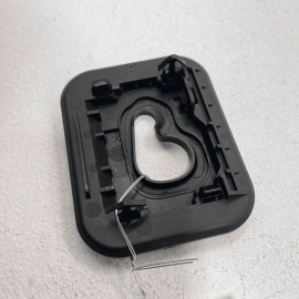 Roof Left Or Right Side Coat Hook Bracket Cap Cover AUDI Q7 2017-2019 OEM Roof Left Or Right Side Coat Hook Bracket Cap Cover AUDI Q7 2017-2019 OEM