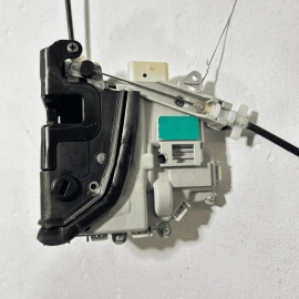 PORSCHE PANAMERA 2013-2016 REAR PASSENGER SIDE DOOR LOCK LATCH ACTUATOR OEM