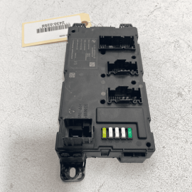 2017 - 2020 BMW 440i REAR FUSE RELAY BLOCK BCM BODY CONTROL MODULE UNIT OEM
