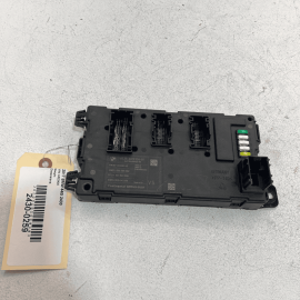 2017 - 2020 BMW 440i REAR FUSE RELAY BLOCK BCM BODY CONTROL MODULE UNIT OEM