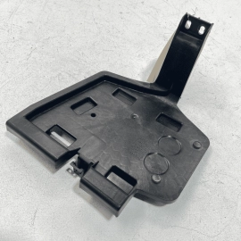 2017-2020 BMW 440i REAR TRUNK LEFT DRIVER QUARTER TRIM PANEL MOUNT BRACKET  2017-2020 BMW 440i REAR TRUNK LEFT DRIVER QUARTER TRIM PANEL MOUNT BRACKET