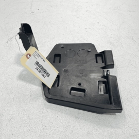 2017-2020 BMW 440i REAR TRUNK LEFT DRIVER QUARTER TRIM PANEL MOUNT BRACKET  2017-2020 BMW 440i REAR TRUNK LEFT DRIVER QUARTER TRIM PANEL MOUNT BRACKET