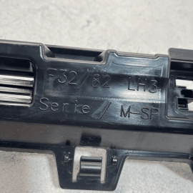 2017-2020 BMW 440I LEFT DRIVER SIDE ROCKER MOLDING SUPPORT LEDGE BRACKET OE 2017-2020 BMW 440I LEFT DRIVER SIDE ROCKER MOLDING SUPPORT LEDGE BRACKET OE