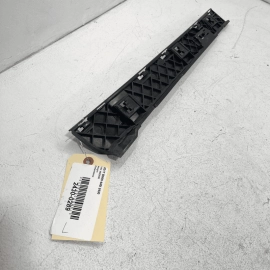 2017-2020 BMW 440I LEFT DRIVER SIDE ROCKER MOLDING SUPPORT LEDGE BRACKET OE 2017-2020 BMW 440I LEFT DRIVER SIDE ROCKER MOLDING SUPPORT LEDGE BRACKET OE