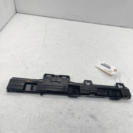 2017-2020 BMW 440I LEFT DRIVER SIDE ROCKER MOLDING SUPPORT LEDGE BRACKET OE 2017-2020 BMW 440I LEFT DRIVER SIDE ROCKER MOLDING SUPPORT LEDGE BRACKET OE