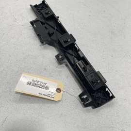 2017-2020 BMW 440I LEFT DRIVER SIDE ROCKER MOLDING SUPPORT LEDGE BRACKET OE 2017-2020 BMW 440I LEFT DRIVER SIDE ROCKER MOLDING SUPPORT LEDGE BRACKET OE