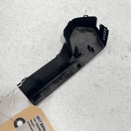 2017-2020 BMW 440i INTERIOR REAR VIEW MIRROR UPPER PASSENGER SIDE TRIM COVE 2017-2020 BMW 440i INTERIOR REAR VIEW MIRROR UPPER PASSENGER SIDE TRIM COVE