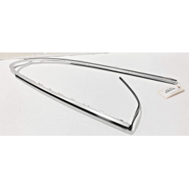 10-16 Porsche Panamera Rear Left Driver Side Door Window Belt Frame Molding