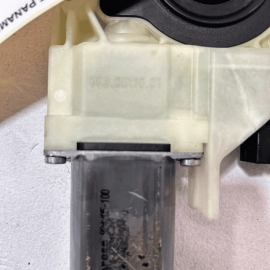 2010-2016 Porsche Panamera Rear Passenger Side Door Window Regulator Motor 