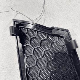 2010-16 Porsche Panamera Rear Right Passenger Side Door Speaker Grille Cove