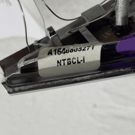 MERCEDES X164 GL MIDDLE INSTRUMENT PANEL DASHBOARD WOOD TRIM MOLDING OEM 20 MERCEDES X164 GL MIDDLE INSTRUMENT PANEL DASHBOARD WOOD TRIM MOLDING OEM 20