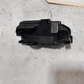 VOLKSWAGEN PASSAT 12-22 REAR PASSENGER SIDE DOOR LOCK LATCH ACTUATOR COVER 