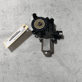 VOLKSWAGEN PASSAT 2012-2022 REAR PASSENGER SIDE DOOR WINDOW REGULATOR MOTOR
