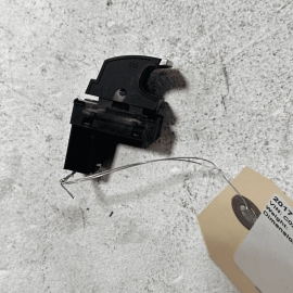 VOLKSWAGEN PASSAT 12-22 REAR PASSENGER SIDE DOOR WINDOW CONTROL SWITCH OEM VOLKSWAGEN PASSAT 12-22 REAR PASSENGER SIDE DOOR WINDOW CONTROL SWITCH OEM