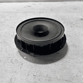 VOLKSWAGEN PASSAT 2012 - 2022 REAR RIGHT OR LEFT DOOR AUDIO SPEAKER OEM 1PC