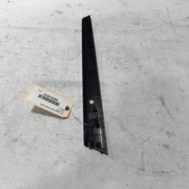 VOLKSWAGEN PASSAT 2016-2019 REAR PASSENGER DOOR INTERIOR TRIM BEZEL MOLDING VOLKSWAGEN PASSAT 2016-2019 REAR PASSENGER DOOR INTERIOR TRIM BEZEL MOLDING