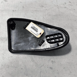 VOLKSWAGEN PASSAT 2012-2022 REAR PASSENGER DOOR LOCK INNER PANEL PLATE COVE VOLKSWAGEN PASSAT 2012-2022 REAR PASSENGER DOOR LOCK INNER PANEL PLATE COVE