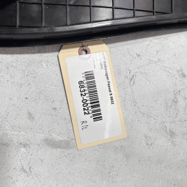 VOLKSWAGEN PASSAT 2012-2022 REAR PASSENGER DOOR LOCK INNER PANEL PLATE COVE VOLKSWAGEN PASSAT 2012-2022 REAR PASSENGER DOOR LOCK INNER PANEL PLATE COVE