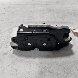 VOLKSWAGEN PASSAT 2012-22 REAR RIGHT PASSENGER SIDE DOOR LOCK LATCH ACTUATO