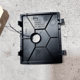 VOLKSWAGEN PASSAT 2012 - 2019 REAR CENTER CONSOLE TRIM BRACKET COVER OEM