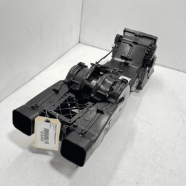 2017-2019 AUDI Q7 REAR HVAC AC CLIMATE HEATER BLOWER HOUSING BOX OEM