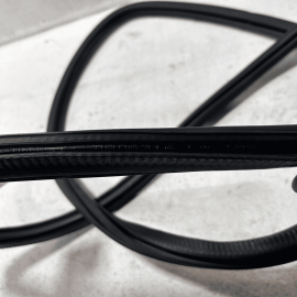 VOLKSWAGEN PASSAT 2012-22 FRONT PASSENGER SIDE DOOR ONBODY WEATHERSTRIP SEA