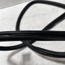 VOLKSWAGEN PASSAT 2012-22 FRONT PASSENGER SIDE DOOR ONBODY WEATHERSTRIP SEA