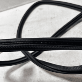 VOLKSWAGEN PASSAT 2012-22 FRONT PASSENGER SIDE DOOR ONBODY WEATHERSTRIP SEA