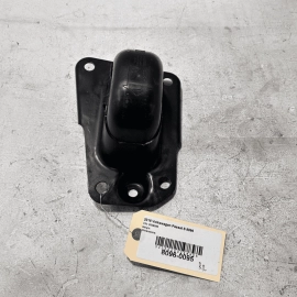 2012-2022 VOLKSWAGEN PASSAT REAR DRIVER SIDE TRAILING CONTROL ARM COVER BRA