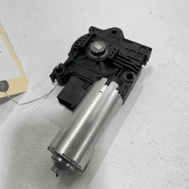 AUDI Q7 PREMIUM PLUS 2017-2023 POWER SUNROOF SUN ROOF WINDOW GLASS MOTOR OE