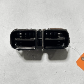 2017 - 2020 JAGUAR XE CENTER CONSOLE REARWARD AIR VENT GRILLE BLACK OEM