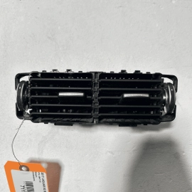 2017 - 2020 JAGUAR XE CENTER CONSOLE REARWARD AIR VENT GRILLE BLACK OEM