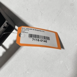 2017-2020 JAGUAR XE REARWARD CENTER CONSOLE AIR VENT GRILL BEZEL COVER TRIM