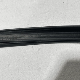 2015-2020 ACURA TLX FRONT RIGHT PASSENGER DOOR OUTER WEATHER STRIP SEAL OEM 2015-2020 ACURA TLX FRONT RIGHT PASSENGER DOOR OUTER WEATHER STRIP SEAL OEM