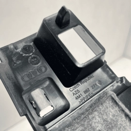 AUDI Q7 2017-2023 SQ7 Q8 SQ8 FRONT LEFT DRIVER SIDE KICK PANEL TRIM COVER O AUDI Q7 2017-2023 SQ7 Q8 SQ8 FRONT LEFT DRIVER SIDE KICK PANEL TRIM COVER O