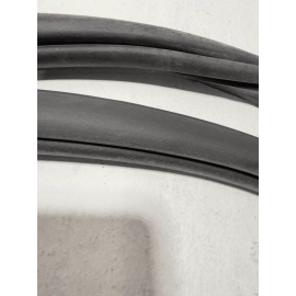 2018-2023 VOLKSWAGEN ATLAS REAR DRIVER SIDE DOOR BODY WEATHERSTRIP SEAL OEM