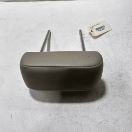 18-21 VOLKSWAGEN ATLAS REAR CENTER 2ND ROW SEAT HEADREST HEAD REST OEM