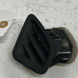 2014-2020 JEEP CHEROKEE LATITUDE DASH DEMISTER GRILL RIGHT SIDE OEM