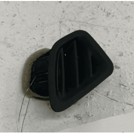 2014-2020 JEEP CHEROKEE LATITUDE DASH DEMISTER GRILL RIGHT SIDE OEM