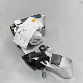 2007-2012 MERCEDES GL450 GL350 REAR RIGHT  2ND ROW PASSENGER SIDE SEAT BELT