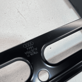 Front Seat Track Bracket Fir Left Or Right Side Console AUDI Q7 2017-2023 O