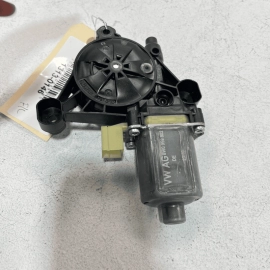 Front Left / Driver Side Door Window Regulator Motor AUDI Q7 2017-2023 OEM