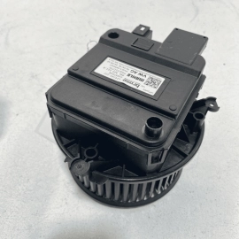 2017 - 2023 AUDI Q7 Q5 Q8 FRONT HVAC A/C HEATER BLOWER FAN MOTOR OEM