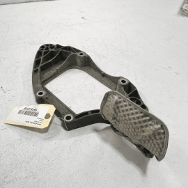 2011 - 2018 AUDI A8 L REAR AXLE DIFFERENTIAL SUPPORT MOUNT BRACKET OEM